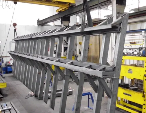 Maßgefertigte Stahlkonstruktion aus dem Metallbau für Industrie und Gewerbe in Siegen